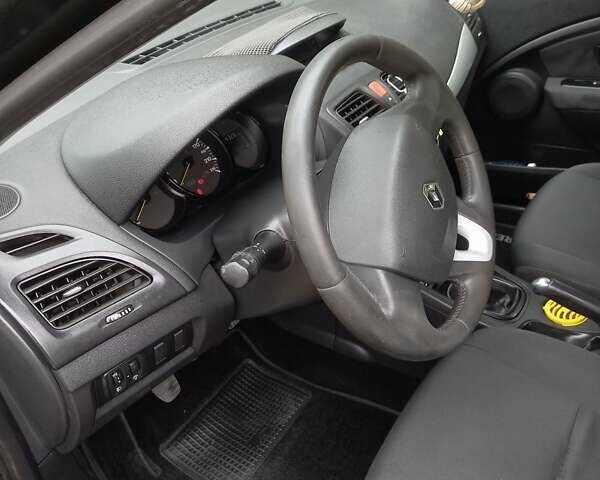 Рено Флюенс, объемом двигателя 1.5 л и пробегом 213 тыс. км за 7299 $, фото 6 на Automoto.ua