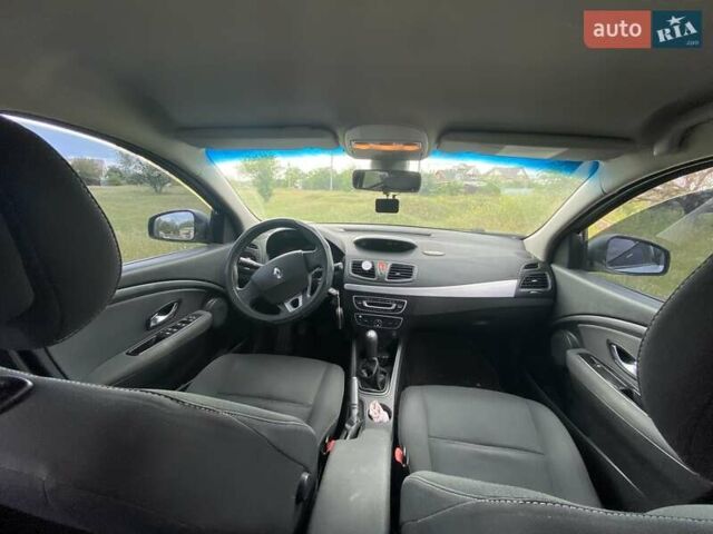 Рено Флюенс, об'ємом двигуна 1.6 л та пробігом 213 тис. км за 5700 $, фото 10 на Automoto.ua