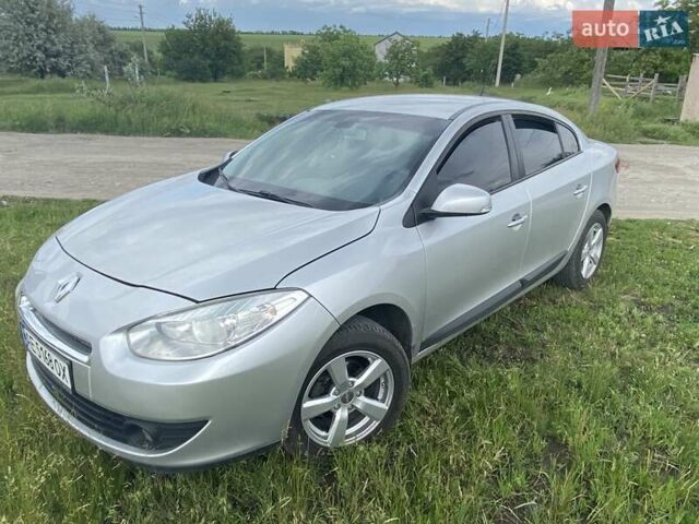 Рено Флюенс, об'ємом двигуна 1.6 л та пробігом 213 тис. км за 5700 $, фото 5 на Automoto.ua