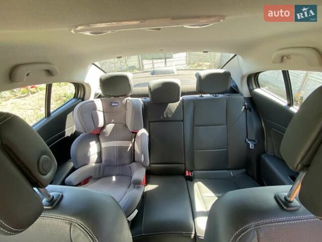 Рено Флюенс, объемом двигателя 0 л и пробегом 70 тыс. км за 6900 $, фото 11 на Automoto.ua