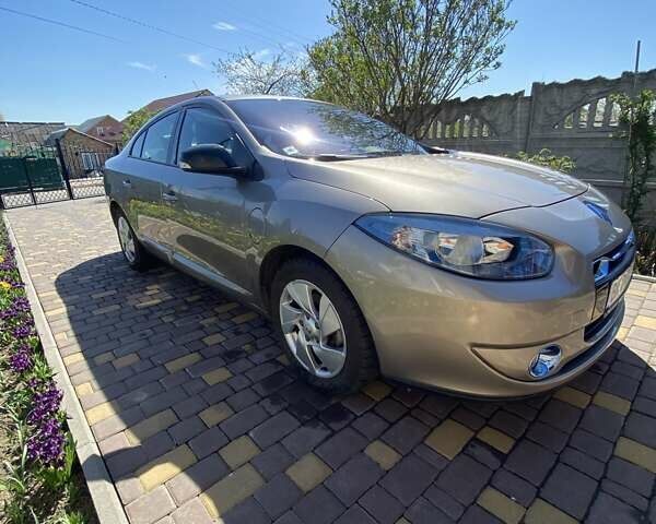 Рено Флюенс, объемом двигателя 0 л и пробегом 70 тыс. км за 6900 $, фото 1 на Automoto.ua