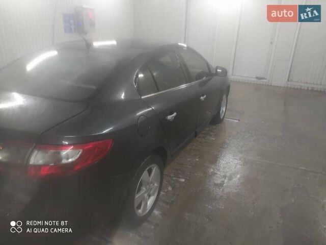 Рено Флюенс, об'ємом двигуна 2 л та пробігом 143 тис. км за 4900 $, фото 2 на Automoto.ua