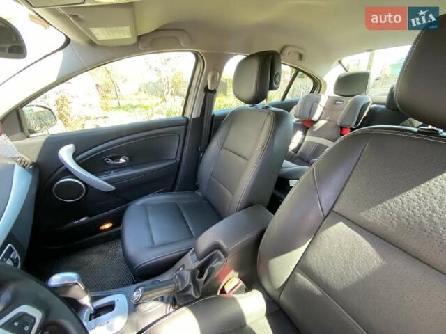 Рено Флюенс, объемом двигателя 0 л и пробегом 70 тыс. км за 6900 $, фото 9 на Automoto.ua