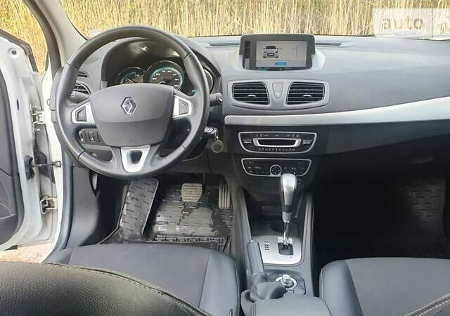 Рено Флюенс, объемом двигателя 0 л и пробегом 111 тыс. км за 6900 $, фото 13 на Automoto.ua