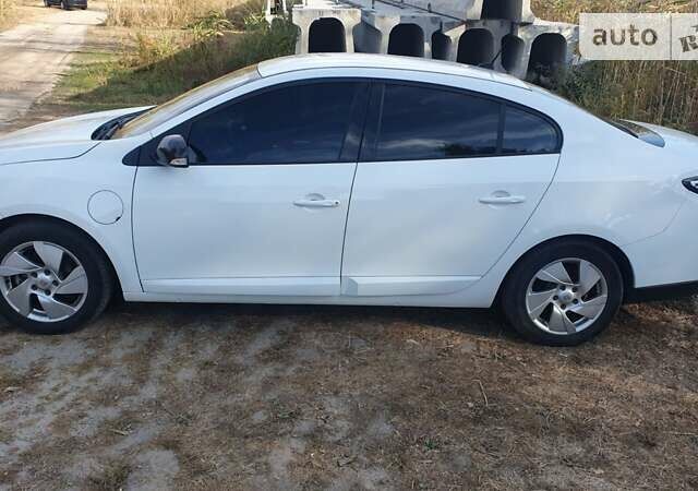 Рено Флюенс, объемом двигателя 0 л и пробегом 111 тыс. км за 6900 $, фото 7 на Automoto.ua