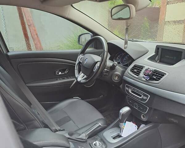 Рено Флюенс, об'ємом двигуна 0 л та пробігом 144 тис. км за 4500 $, фото 4 на Automoto.ua