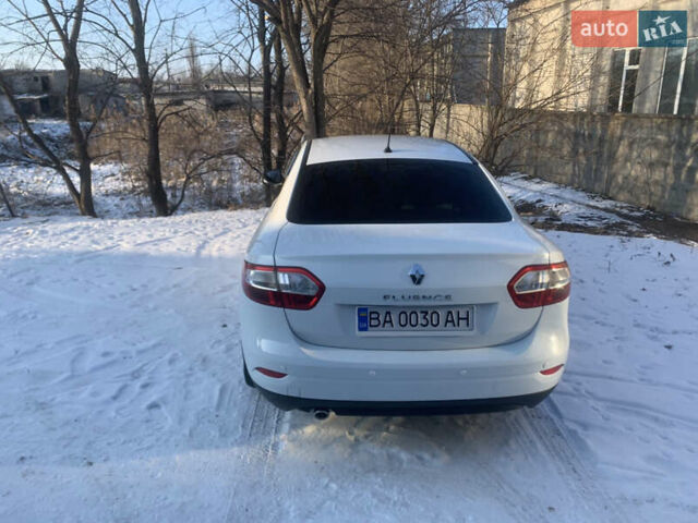 Рено Флюенс, объемом двигателя 1.6 л и пробегом 167 тыс. км за 6800 $, фото 4 на Automoto.ua