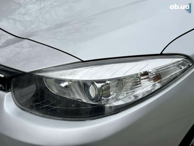 Рено Флюенс, объемом двигателя 1.5 л и пробегом 226 тыс. км за 6500 $, фото 3 на Automoto.ua