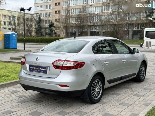 Рено Флюенс, объемом двигателя 1.5 л и пробегом 226 тыс. км за 6500 $, фото 7 на Automoto.ua