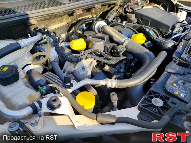 Рено Флюенс, об'ємом двигуна 1.5 л та пробігом 132 тис. км за 8999 $, фото 9 на Automoto.ua