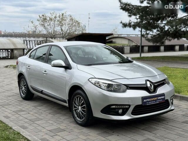 Рено Флюенс, объемом двигателя 1.5 л и пробегом 226 тыс. км за 6500 $, фото 10 на Automoto.ua