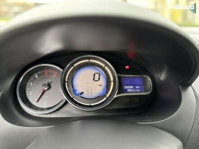 Рено Флюенс, объемом двигателя 1.5 л и пробегом 226 тыс. км за 6500 $, фото 29 на Automoto.ua