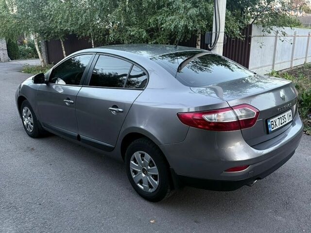 Рено Флюенс, объемом двигателя 1.5 л и пробегом 380 тыс. км за 6150 $, фото 6 на Automoto.ua