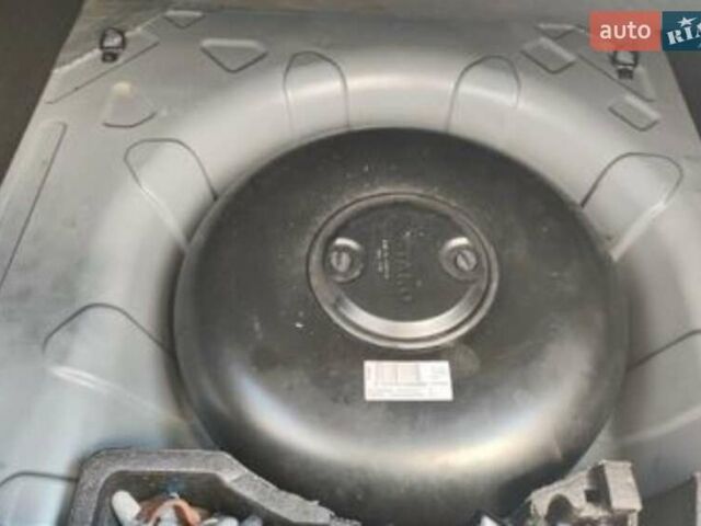 Рено Флюенс, объемом двигателя 1.6 л и пробегом 172 тыс. км за 7100 $, фото 56 на Automoto.ua