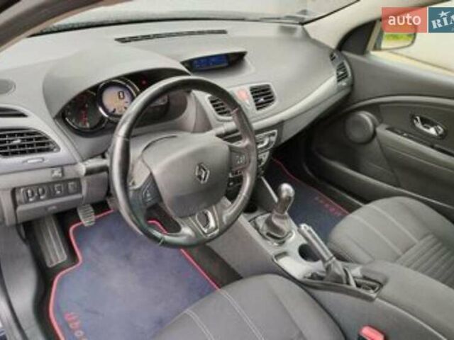 Рено Флюенс, объемом двигателя 1.6 л и пробегом 172 тыс. км за 7100 $, фото 39 на Automoto.ua