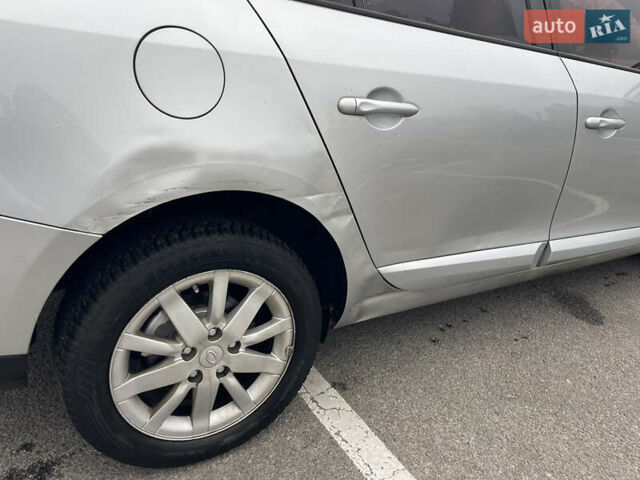 Сірий Рено Флюенс, об'ємом двигуна 1.6 л та пробігом 177 тис. км за 5950 $, фото 6 на Automoto.ua