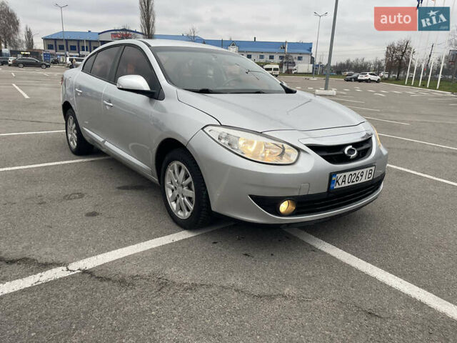 Сірий Рено Флюенс, об'ємом двигуна 1.6 л та пробігом 177 тис. км за 5950 $, фото 2 на Automoto.ua