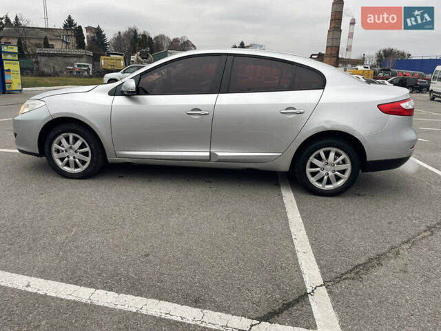 Сірий Рено Флюенс, об'ємом двигуна 1.6 л та пробігом 177 тис. км за 5950 $, фото 14 на Automoto.ua