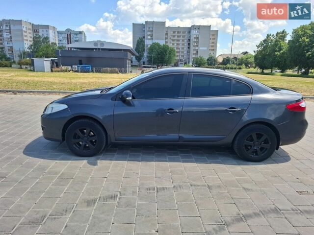 Серый Рено Флюенс, объемом двигателя 1.6 л и пробегом 191 тыс. км за 6600 $, фото 2 на Automoto.ua