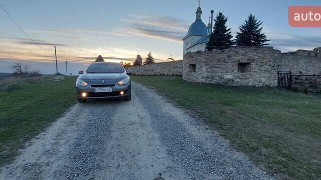 Сірий Рено Флюенс, об'ємом двигуна 1.5 л та пробігом 370 тис. км за 6550 $, фото 4 на Automoto.ua