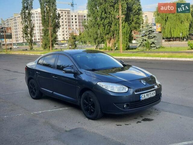 Сірий Рено Флюенс, об'ємом двигуна 1.6 л та пробігом 183 тис. км за 7000 $, фото 4 на Automoto.ua