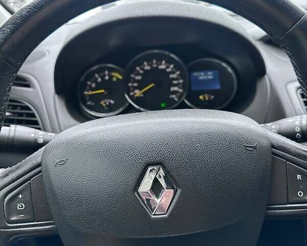 Сірий Рено Флюенс, об'ємом двигуна 1.46 л та пробігом 195 тис. км за 5700 $, фото 8 на Automoto.ua