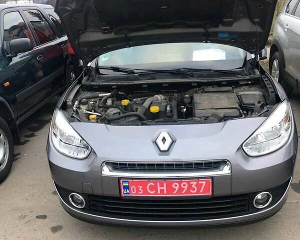 Сірий Рено Флюенс, об'ємом двигуна 1.5 л та пробігом 190 тис. км за 7700 $, фото 3 на Automoto.ua