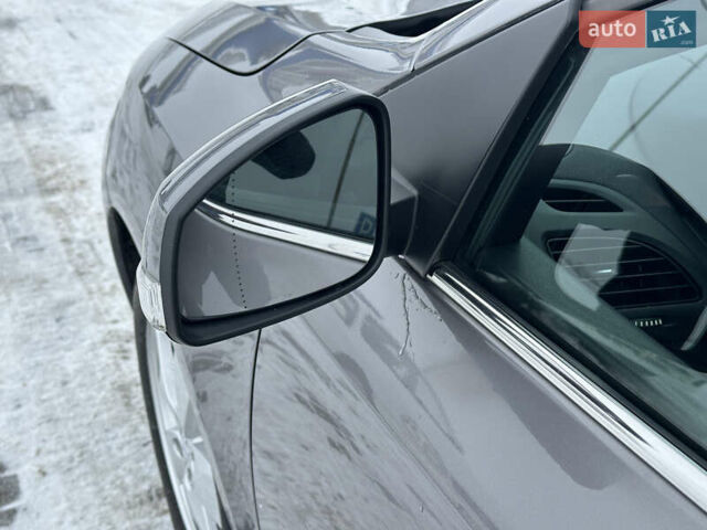 Сірий Рено Флюенс, об'ємом двигуна 1.6 л та пробігом 217 тис. км за 7150 $, фото 30 на Automoto.ua