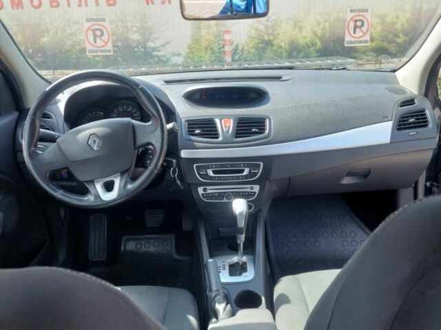 Сірий Рено Флюенс, об'ємом двигуна 1.6 л та пробігом 233 тис. км за 6900 $, фото 9 на Automoto.ua