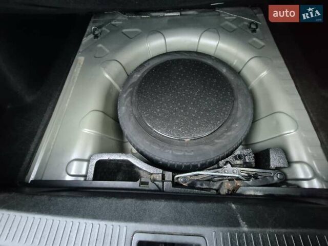 Серый Рено Флюенс, объемом двигателя 1.5 л и пробегом 238 тыс. км за 6700 $, фото 20 на Automoto.ua