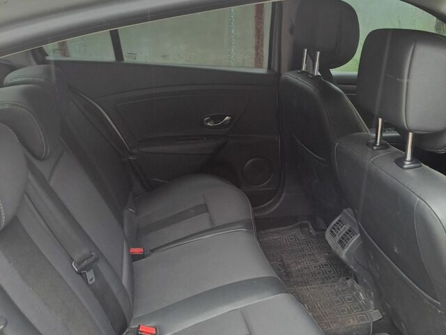 Сірий Рено Флюенс, об'ємом двигуна 0 л та пробігом 144 тис. км за 4500 $, фото 6 на Automoto.ua