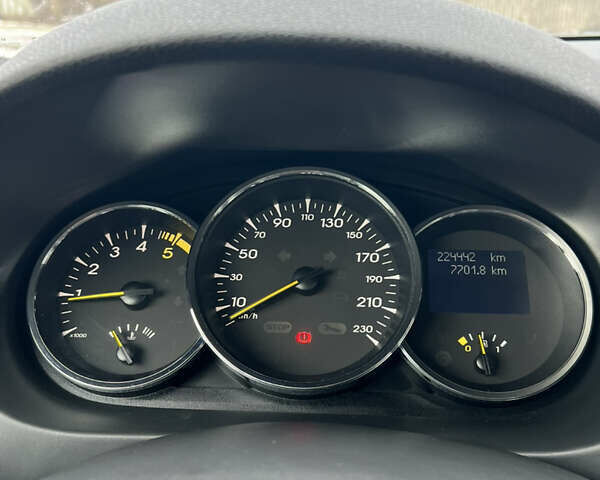 Серый Рено Флюенс, объемом двигателя 1.46 л и пробегом 225 тыс. км за 7500 $, фото 31 на Automoto.ua