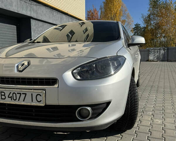 Сірий Рено Флюенс, об'ємом двигуна 1.5 л та пробігом 216 тис. км за 6300 $, фото 25 на Automoto.ua