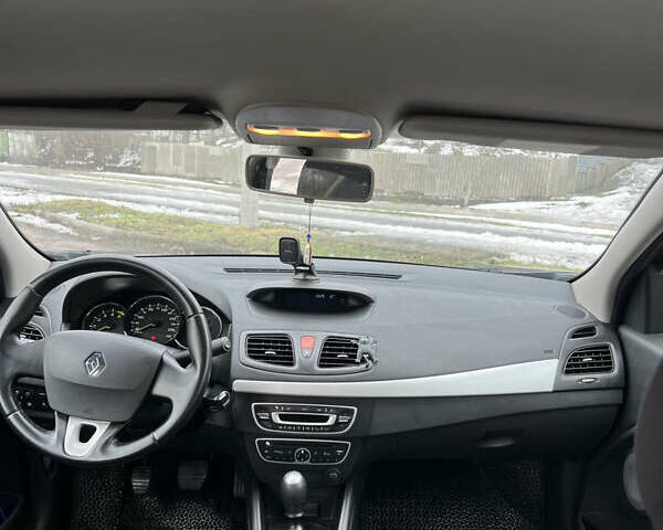 Серый Рено Флюенс, объемом двигателя 1.46 л и пробегом 225 тыс. км за 7500 $, фото 32 на Automoto.ua