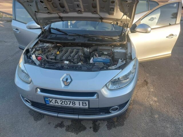 Серый Рено Флюенс, объемом двигателя 1.5 л и пробегом 228 тыс. км за 6000 $, фото 9 на Automoto.ua
