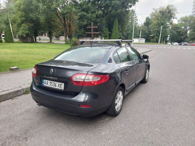 Сірий Рено Флюенс, об'ємом двигуна 1.6 л та пробігом 233 тис. км за 6900 $, фото 4 на Automoto.ua