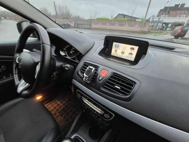 Сірий Рено Флюенс, об'ємом двигуна 1.5 л та пробігом 238 тис. км за 6700 $, фото 16 на Automoto.ua