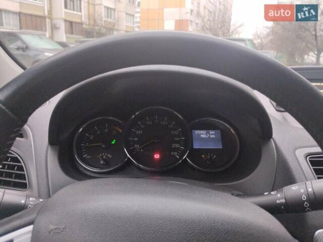 Серый Рено Флюенс, объемом двигателя 1.5 л и пробегом 176 тыс. км за 8200 $, фото 1 на Automoto.ua