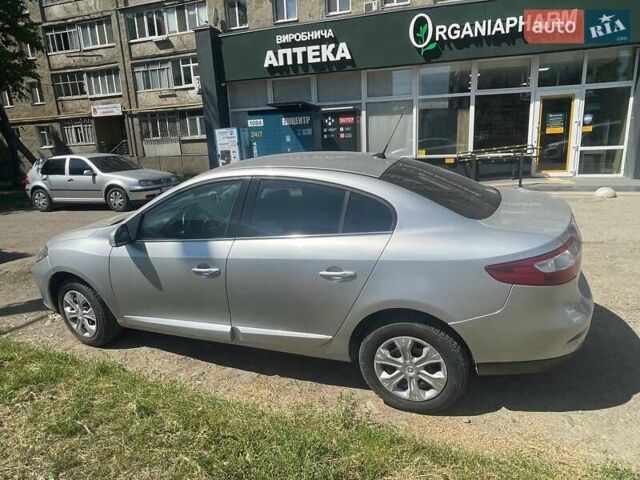 Серый Рено Флюенс, объемом двигателя 1.46 л и пробегом 260 тыс. км за 5700 $, фото 8 на Automoto.ua