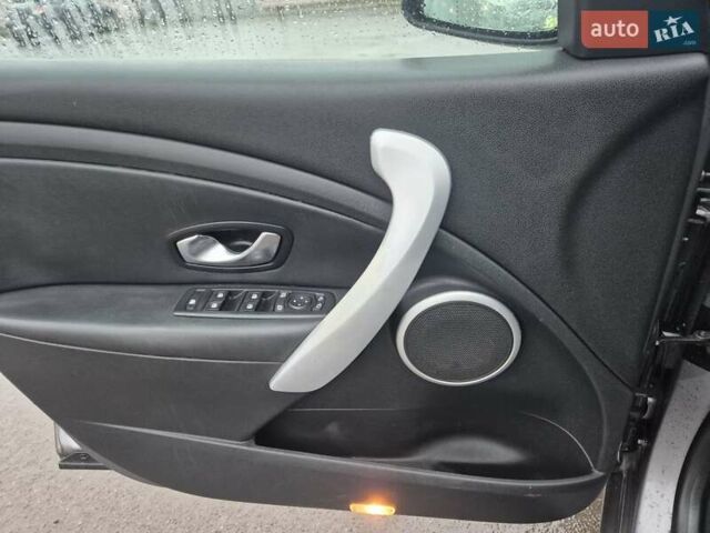 Серый Рено Флюенс, объемом двигателя 1.5 л и пробегом 238 тыс. км за 6700 $, фото 31 на Automoto.ua