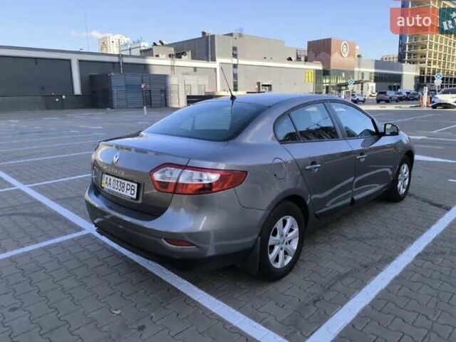 Серый Рено Флюенс, объемом двигателя 1.6 л и пробегом 109 тыс. км за 8499 $, фото 1 на Automoto.ua