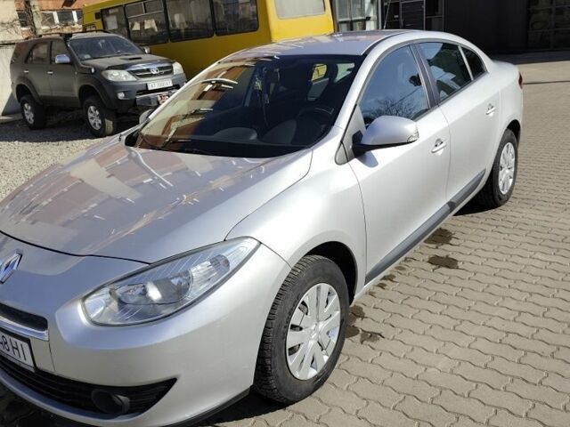 Сірий Рено Флюенс, об'ємом двигуна 1.5 л та пробігом 314 тис. км за 5500 $, фото 17 на Automoto.ua