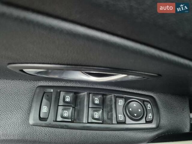 Серый Рено Флюенс, объемом двигателя 1.5 л и пробегом 238 тыс. км за 6700 $, фото 33 на Automoto.ua