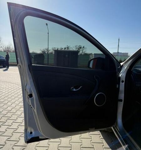 Сірий Рено Флюенс, об'ємом двигуна 1.46 л та пробігом 280 тис. км за 6500 $, фото 22 на Automoto.ua