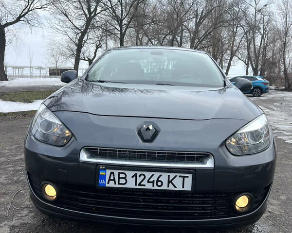 Серый Рено Флюенс, объемом двигателя 1.46 л и пробегом 225 тыс. км за 7500 $, фото 2 на Automoto.ua