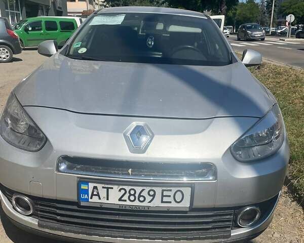 Серый Рено Флюенс, объемом двигателя 1.46 л и пробегом 260 тыс. км за 5700 $, фото 1 на Automoto.ua