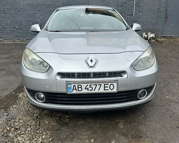 Сірий Рено Флюенс, об'ємом двигуна 1.5 л та пробігом 299 тис. км за 7199 $, фото 1 на Automoto.ua