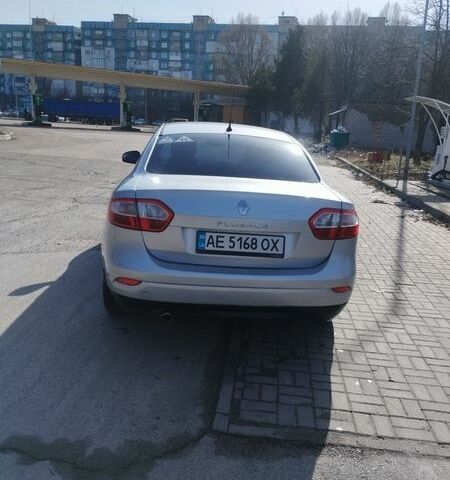 Серый Рено Флюенс, объемом двигателя 1.6 л и пробегом 228 тыс. км за 5200 $, фото 9 на Automoto.ua