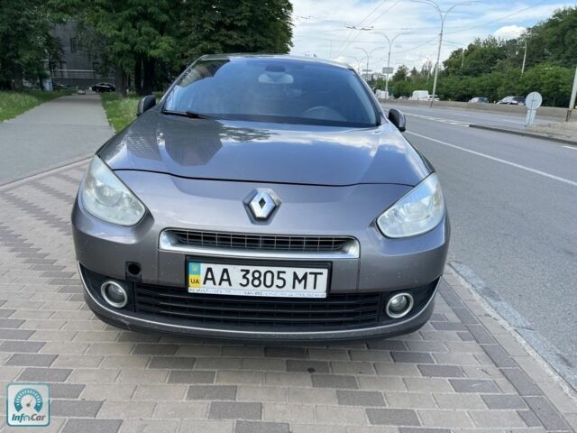 Сірий Рено Флюенс, об'ємом двигуна 2 л та пробігом 220 тис. км за 4500 $, фото 1 на Automoto.ua