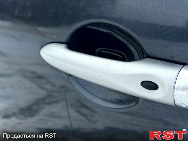 Сірий Рено Флюенс, об'ємом двигуна 2 л та пробігом 19700 тис. км за 7250 $, фото 8 на Automoto.ua